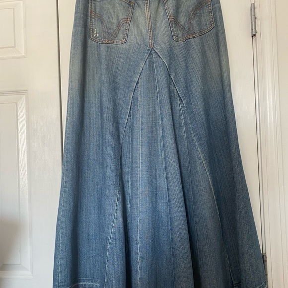 Long full denim skirt - Picture 2 of 5